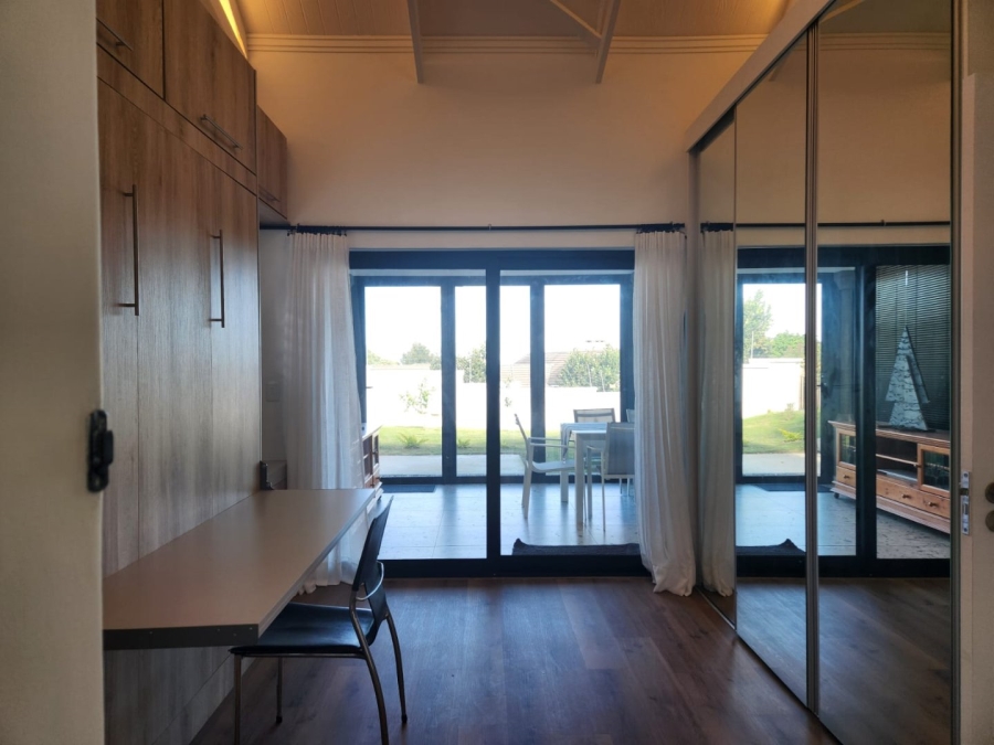 3 Bedroom Property for Sale in Mont Fleur Mountain Estate Western Cape